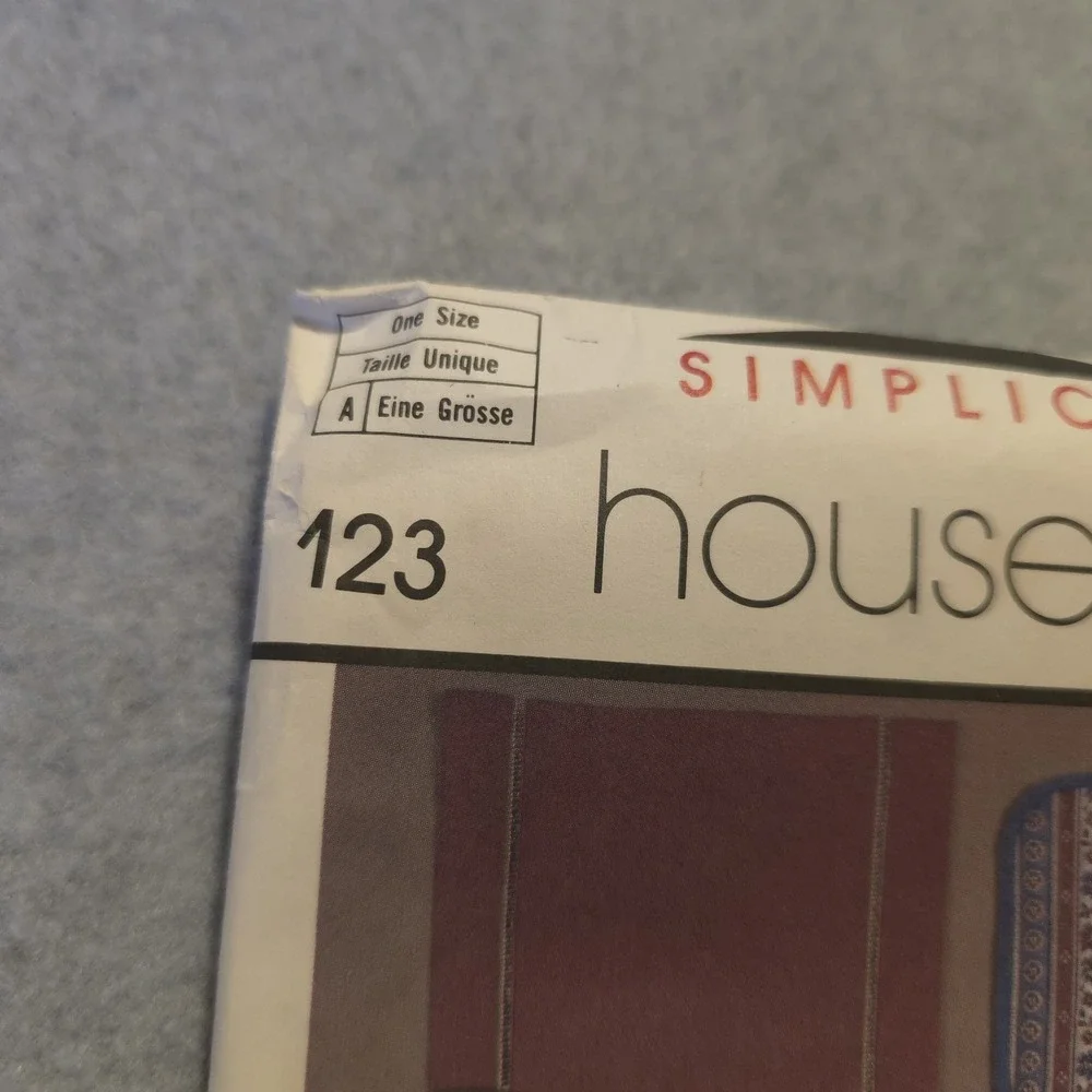 Simplicity House Maison Sewing Pattern 123 placemats and napkins vintage 1985